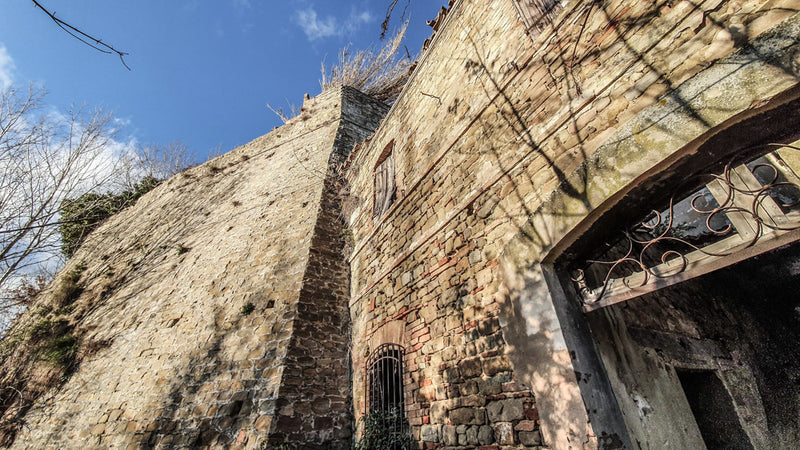 Castelnuovo: paese abbandonato lungo l'Extreme Stage