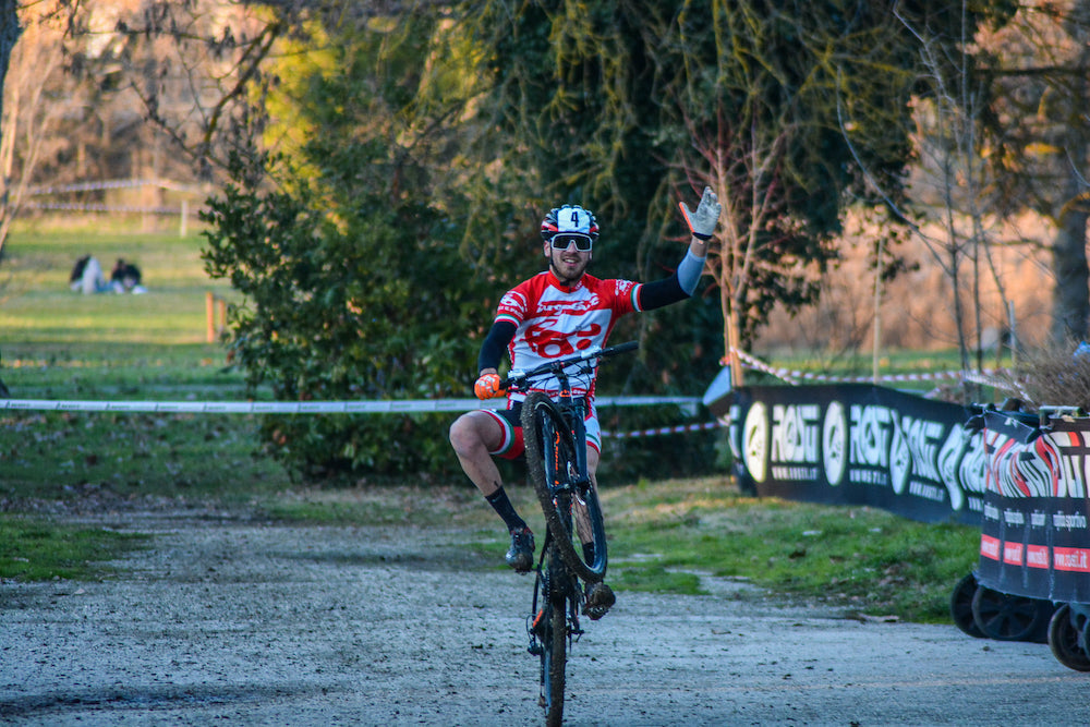 Rimini incorona Barberini, re del primo Caveja Supercross