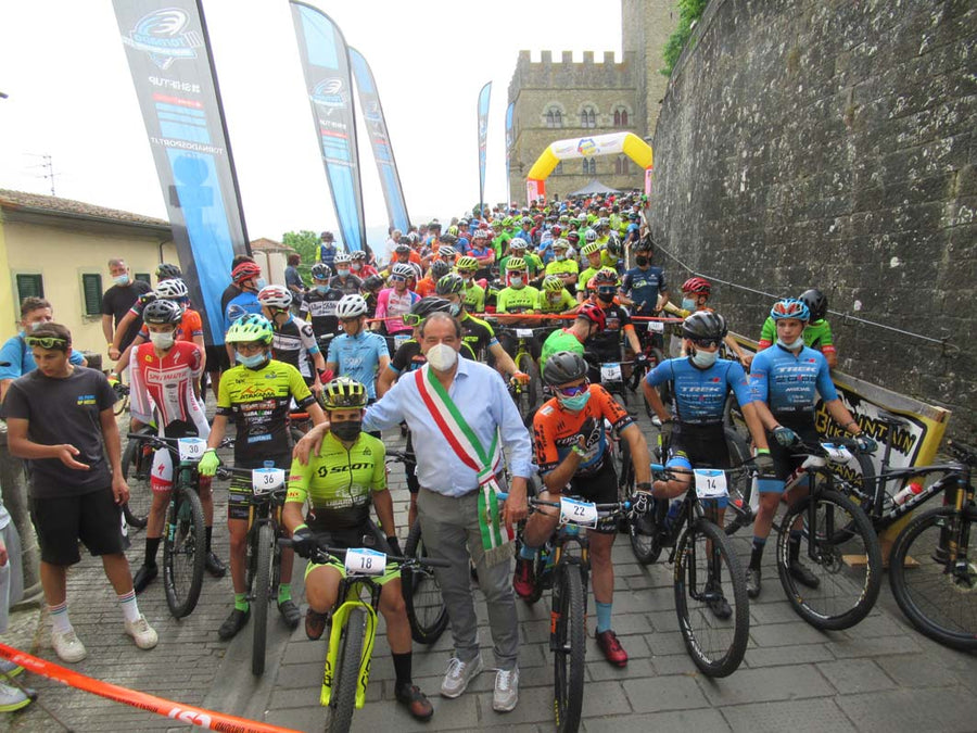 Tronconi Martino domina la Gran Fondo Città di Poppi. Percorso da 10 e lode