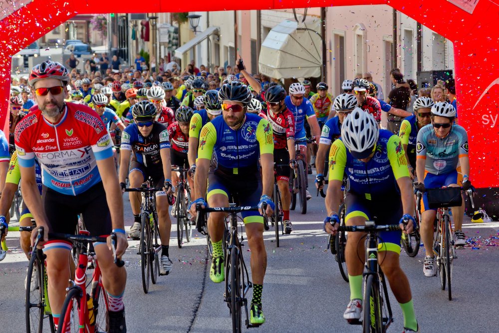 GRANDE SUCCESSO A MERCATINO CONCA PER LA RIDE4BRONZ