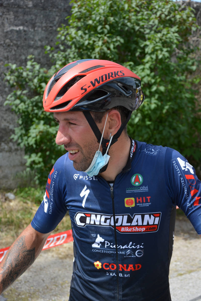 Ehi Lorenzo come stai? Monte Cucco ti aspetta...