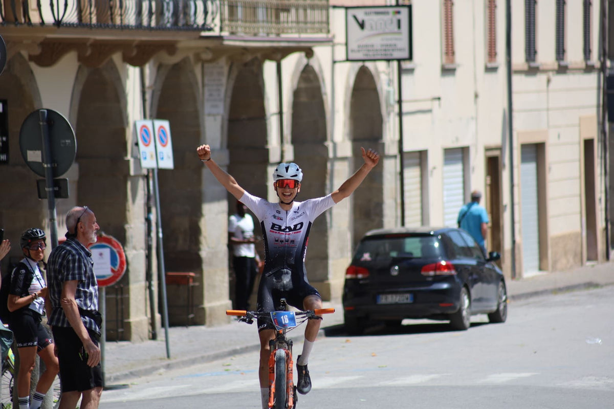 Dalla malattia alla vittoria. Storia di Davide Magnani, un ragazzo che sorride in bicicletta