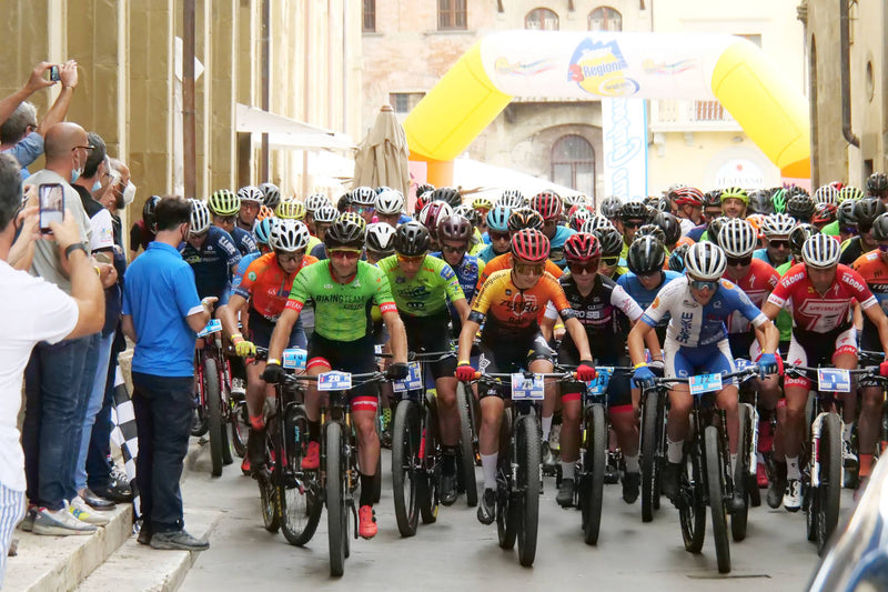 Il Kit di benvenuto per gli abbonati Tour3Regioni, Italian6Races e Caveja Bike Cup