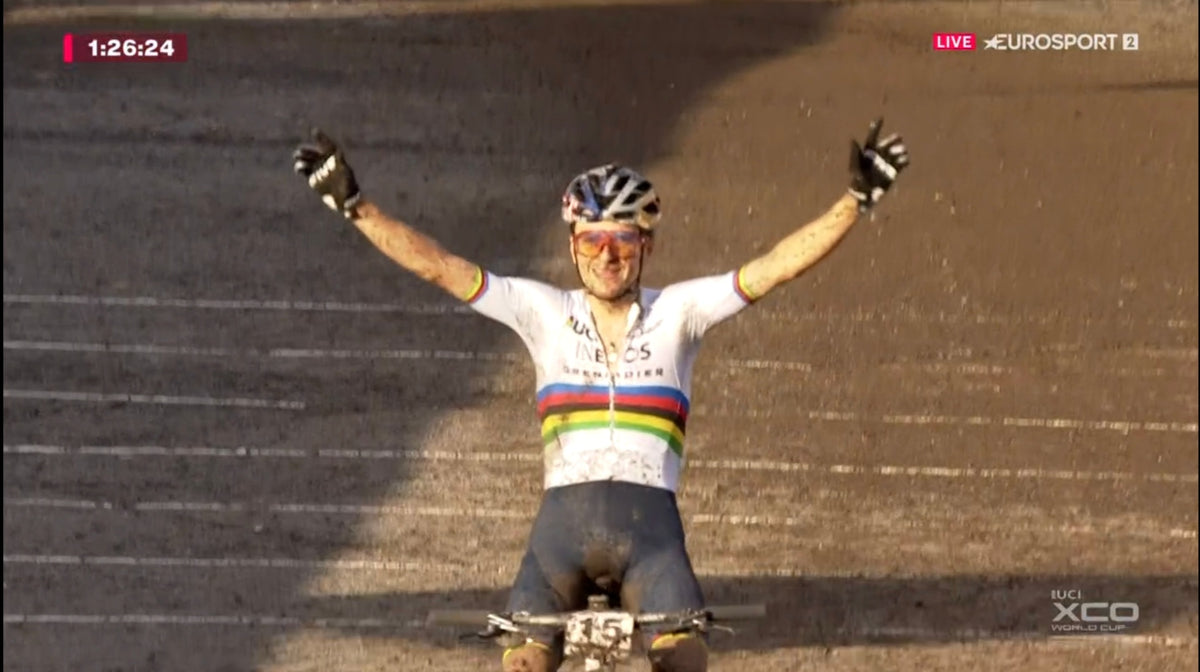 Mont-Sainte-Anne: Tom Pidcock re del Fango nel giorno della consacrazione di Schurter