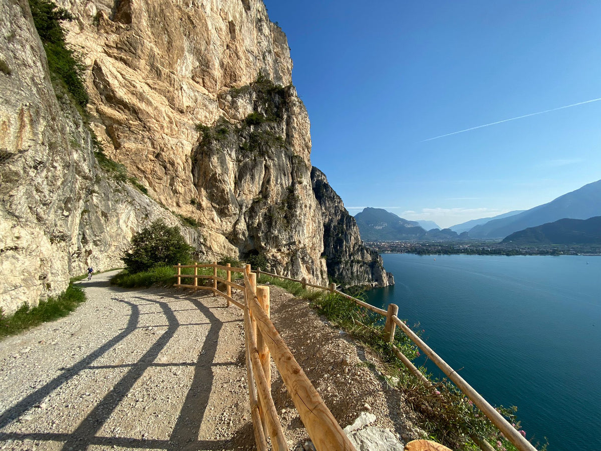 Avventura in Mtb con il Giro del Ponale sul Lago di Garda