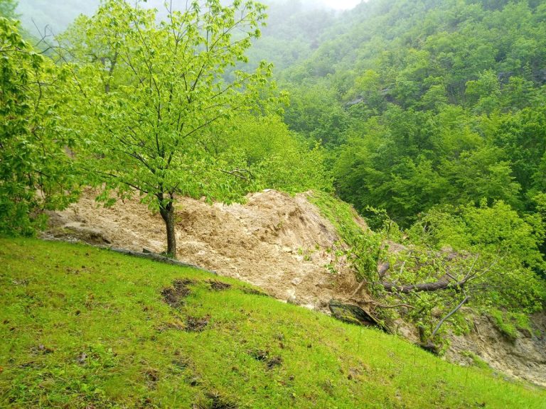 BREVETTO MTB E CAVEJA EXTREME STAGE CHIUSI PER FRANE