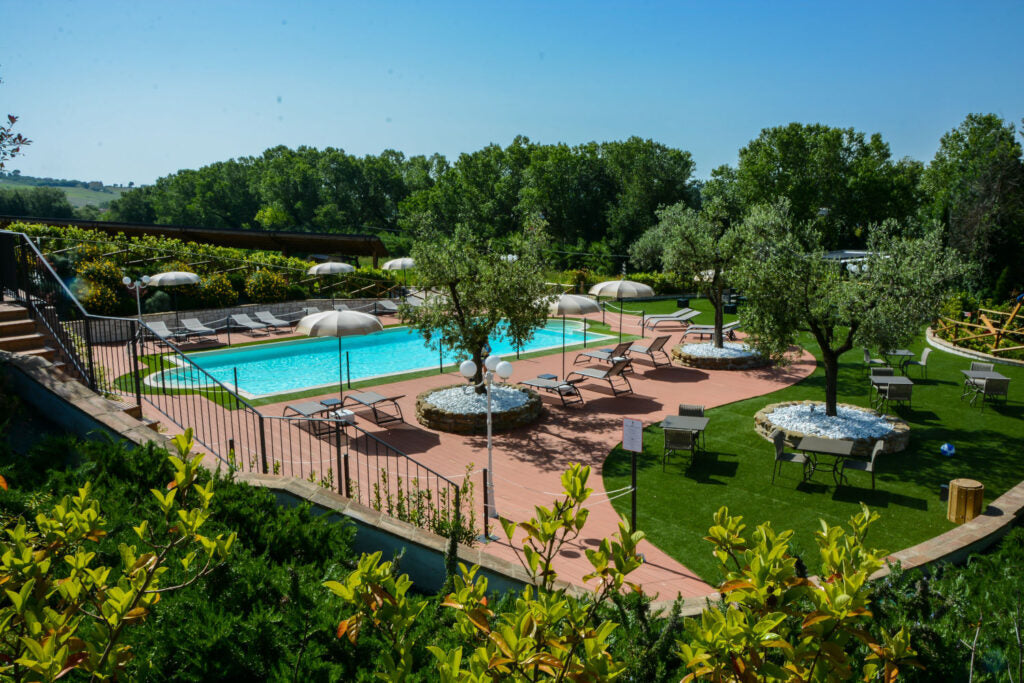 Villa Gens Camuria: un po' di relax a due passi dal Conero
