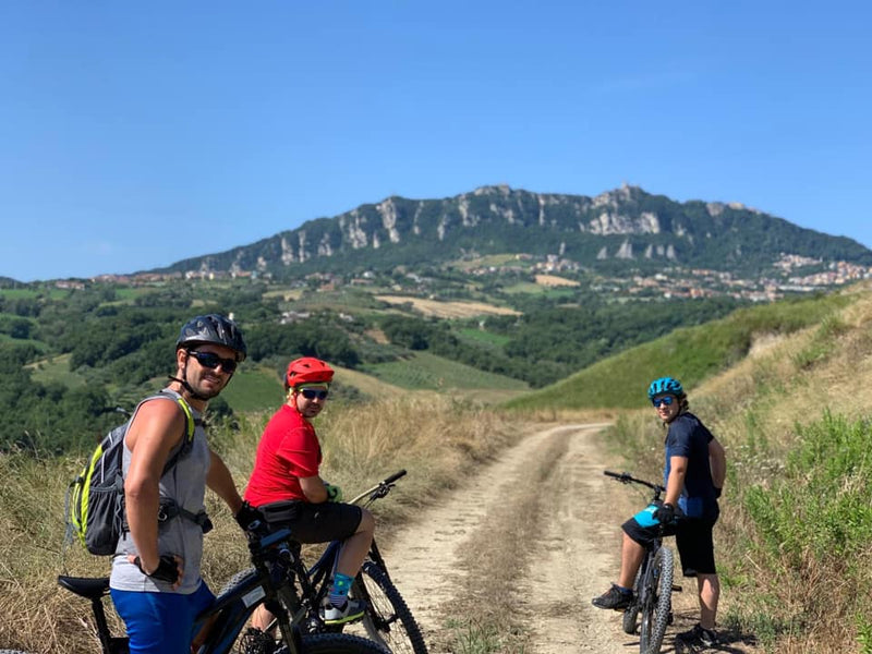 San Marino in Mtb a 360 gradi