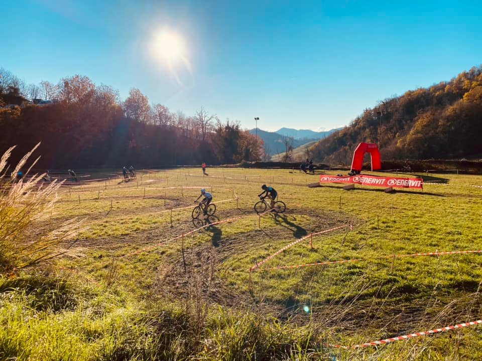 Rossi Enrico fa tris al Caveja Supercross: le classifiche di Pieve di Cagna