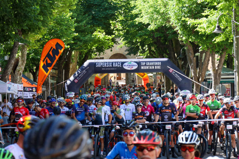 La Granfondo delle Sorgenti 2024 è di Toccafondi. Ma che spavento per Menghetti