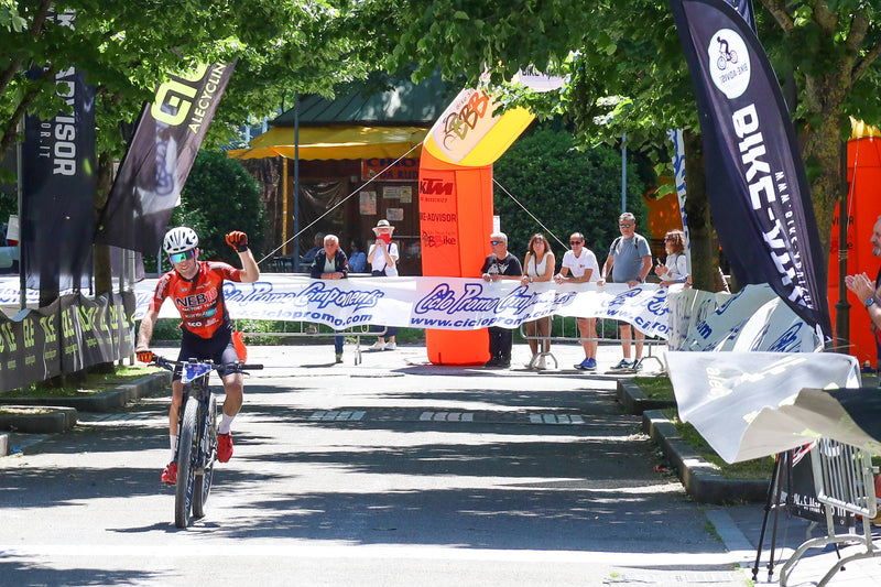 Panariello vola sull'Appennino romagnolo: la Granfondo Romagna incorona il suo primo Elite